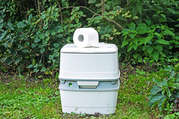 Portable Toilet Options We Offer in Raeford, NC